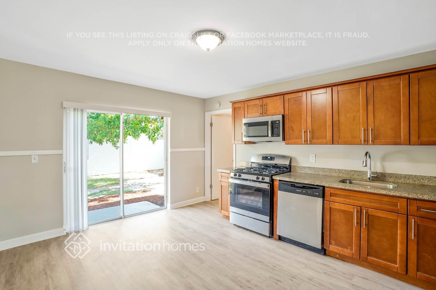 Building Photo - 6070 Lambeth Cir