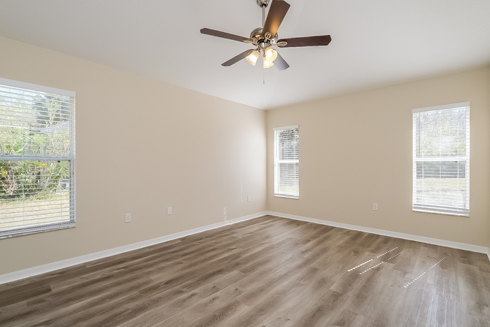 Building Photo - 18254 Cypress Bay Pkwy