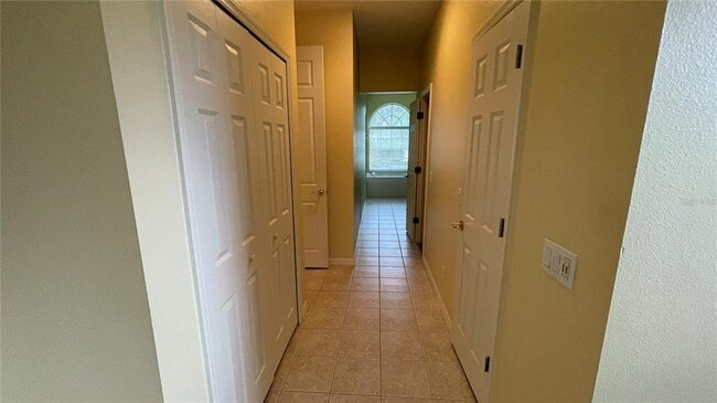 Building Photo - 10812 Bullrush Terrace