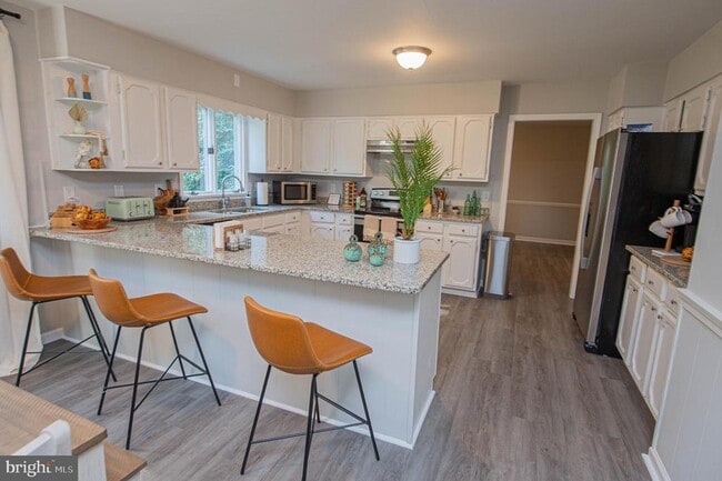 Building Photo - 414 Pine Bluff Rd