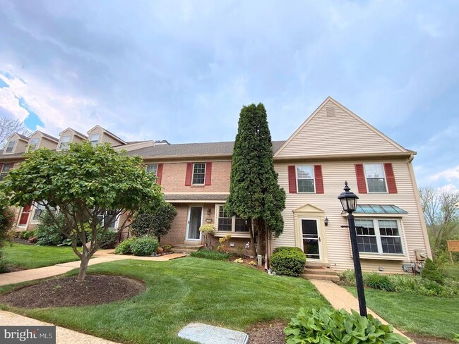 Building Photo - 618 Shropshire Dr