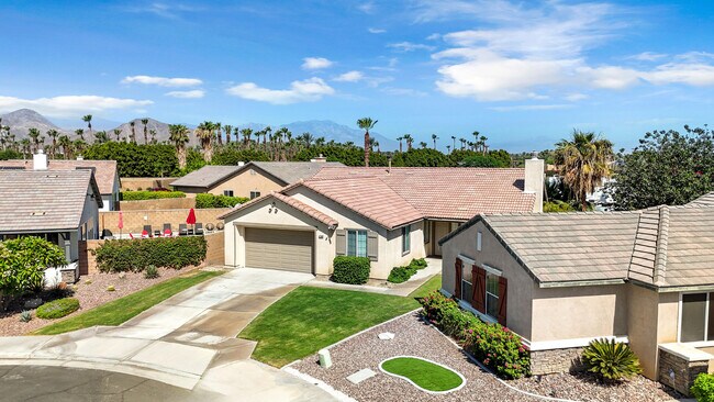 Building Photo - 47383 Bahama Ct