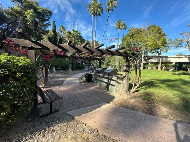 Building Photo - 6416 Friars Rd