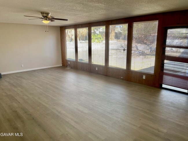 Building Photo - 3171 Milton Dr