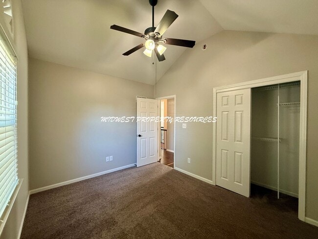 Building Photo - Ranch in Lee's Summit For Lease - Crisp, Clean and New!