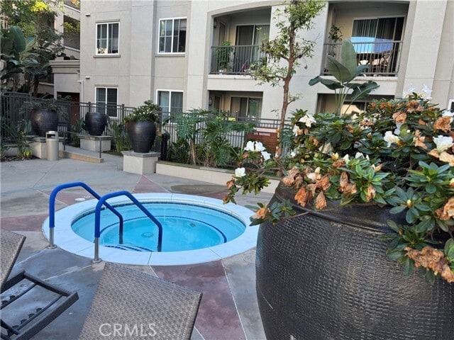 Building Photo - 2414 Scholarship