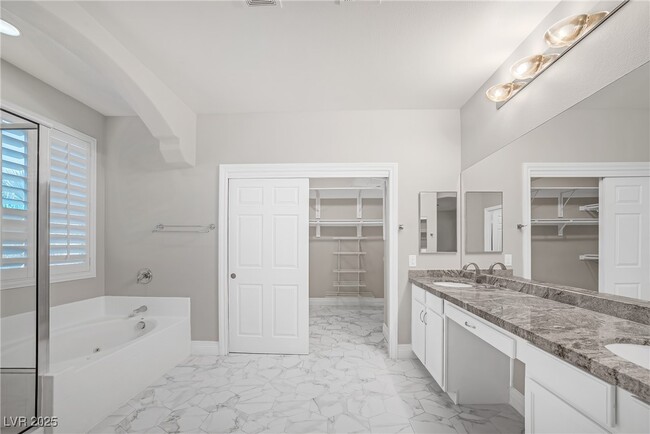 Building Photo - 155 Thunder Plains Way