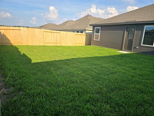 Building Photo - 25272 Leather Leaf Ct