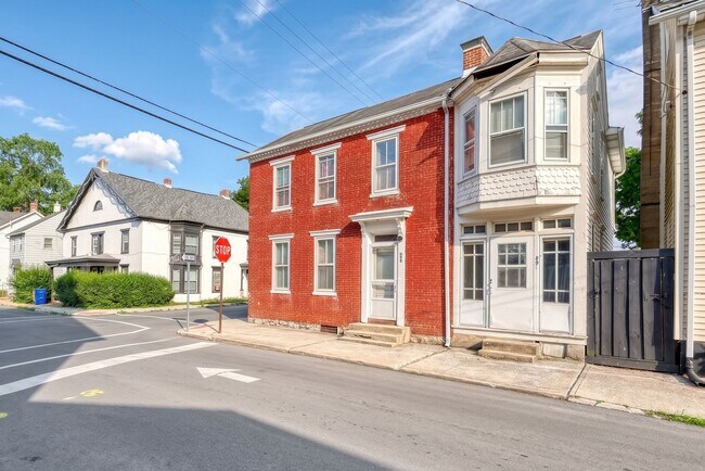 Building Photo - 42 E Locust St