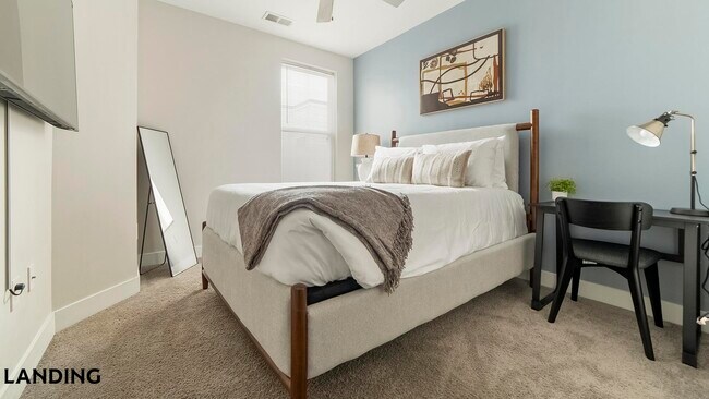 Building Photo - 1494 N High St