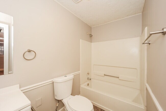 Building Photo - 1216 Gallatin Ct