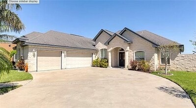 Building Photo - 22 San Sebastian St