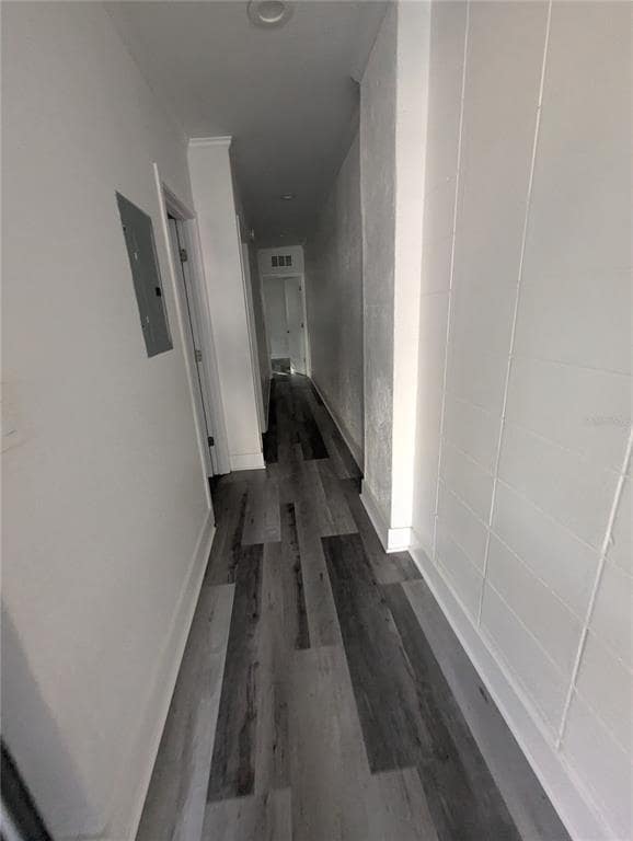 Building Photo - 928 S Bumby Ave