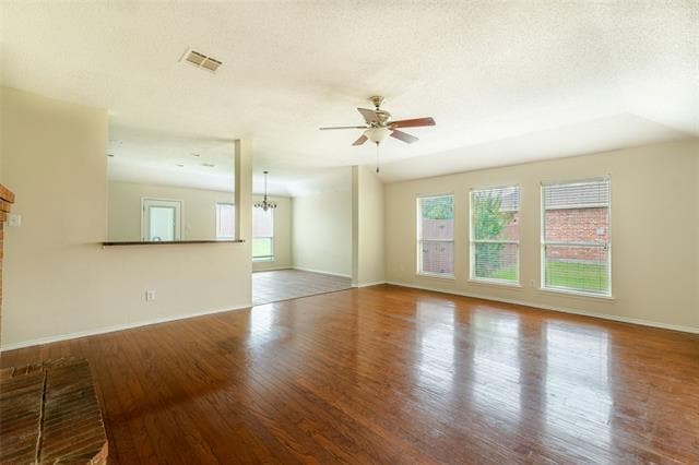 Building Photo - 9817 Fillmore Dr