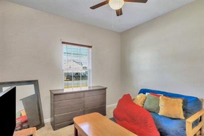 Building Photo - MOVE-IN SPECIAL: 50% OFF 1st MONTH'S RENT ...