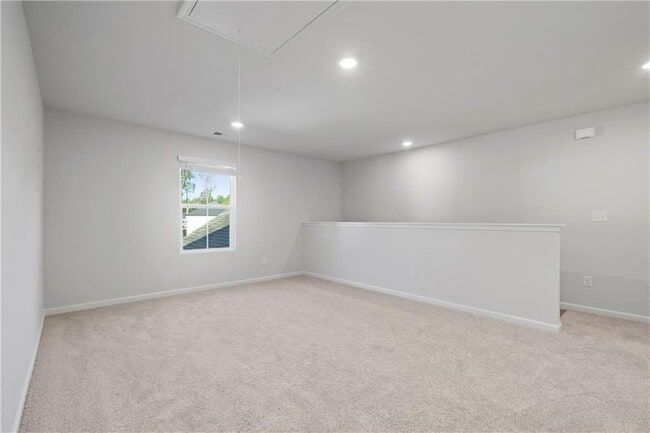 Building Photo - 785 Summerwood Ln