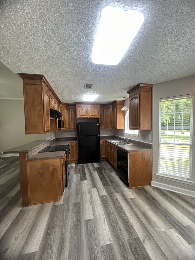 Building Photo - 1421 Spruce St