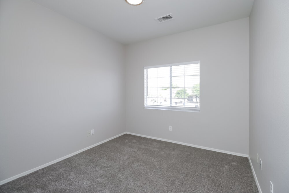 Building Photo - 14823 W Dovestar Dr