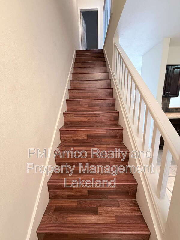 Building Photo - 2372 Isle Royal Ct SE