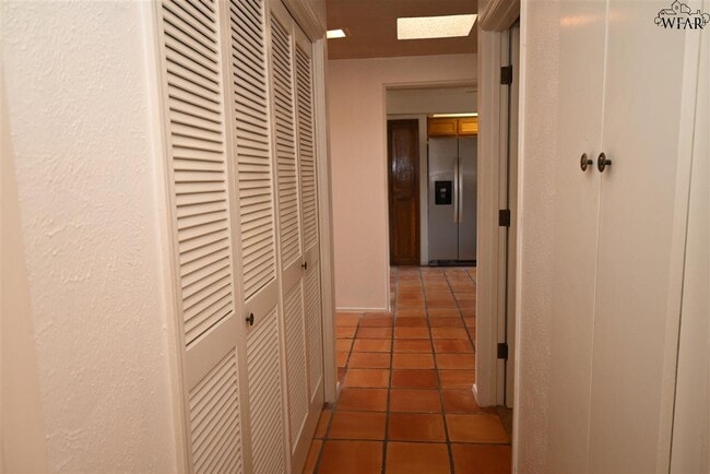 Building Photo - 2814 Mill Valley Dr