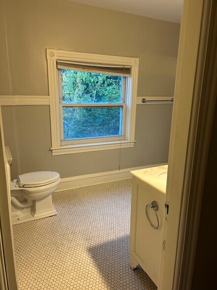 2nd floor bath - 9 Linden Ave