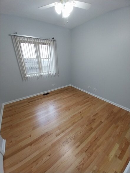 Building Photo - 4552 N Newland Ave