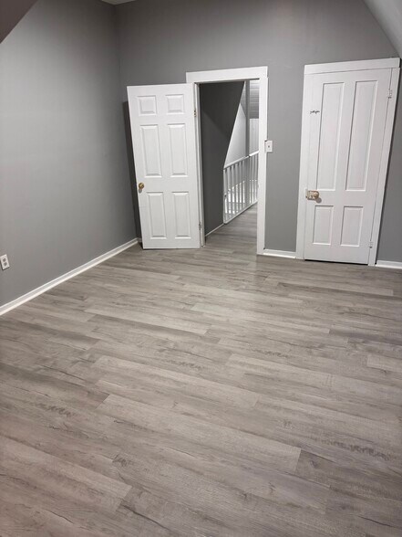 Building Photo - 78 E Broad St