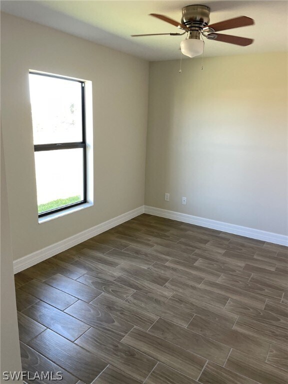 Building Photo - 1442 SW 4th Ln