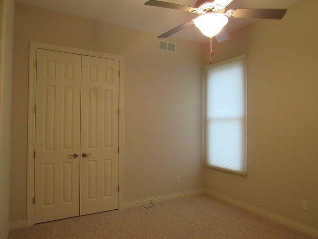 Building Photo - 3164 Meridith Way