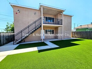 Building Photo - 5016 N Bentree Cir