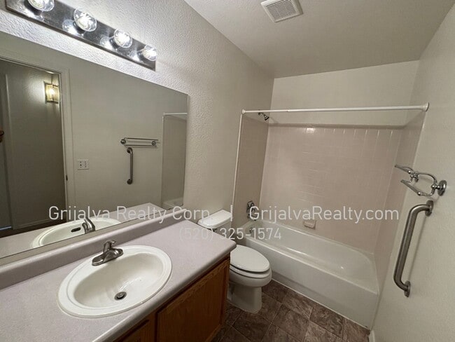Building Photo - Beautiful 3-Bedroom House for Rent in NW Tucson  (Magee/Cmo. de la Oeste)