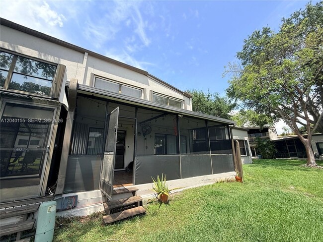 Building Photo - 9717 N New River Canal Rd