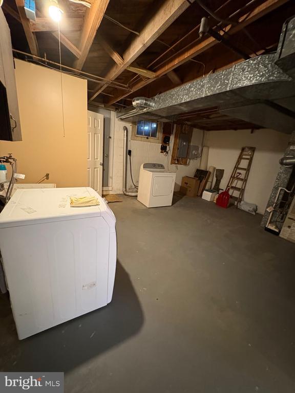 Building Photo - 146 Dumbarton Rd