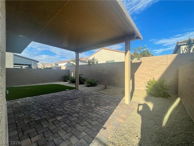 Building Photo - 4749 Prizewinner St