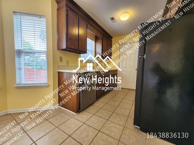 Building Photo - Traditional style home in Citadel Woods!