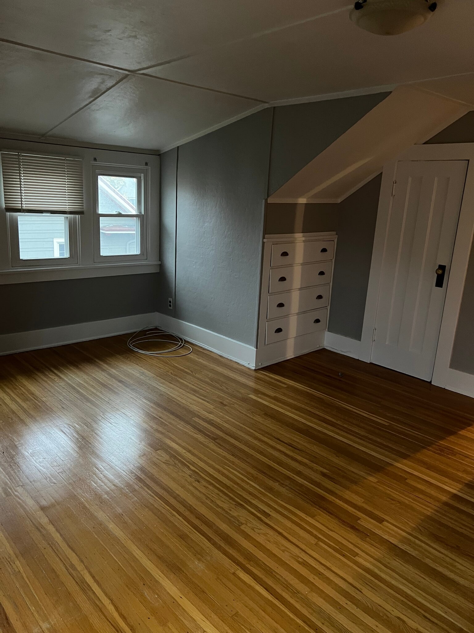 3rd floor bedroom - 21 Audubon St