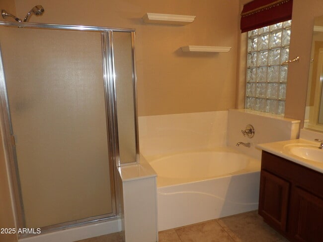 Building Photo - 17976 W Paseo Way