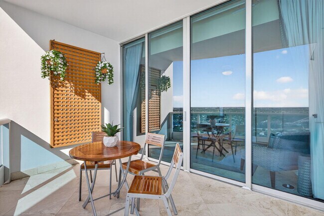 Building Photo - 1600 S Ocean Blvd