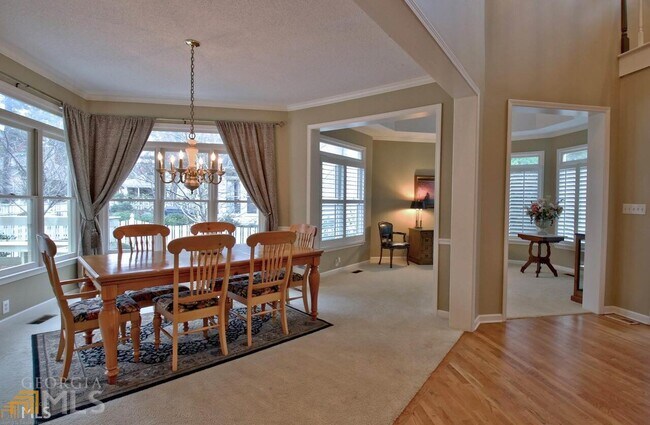 Building Photo - 404 Burgess Point