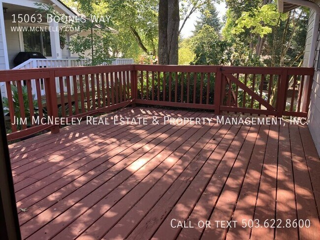 Building Photo - 15063 Boones Way