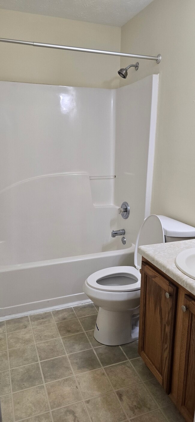 Building Photo - 85 Cashew Ct