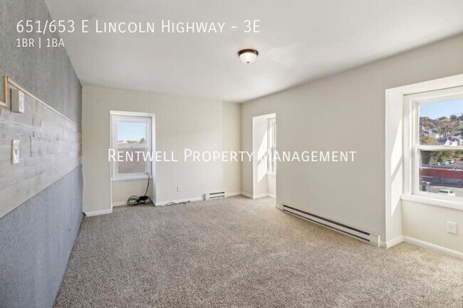 Building Photo - 651/653 E Lincoln Highway-3E