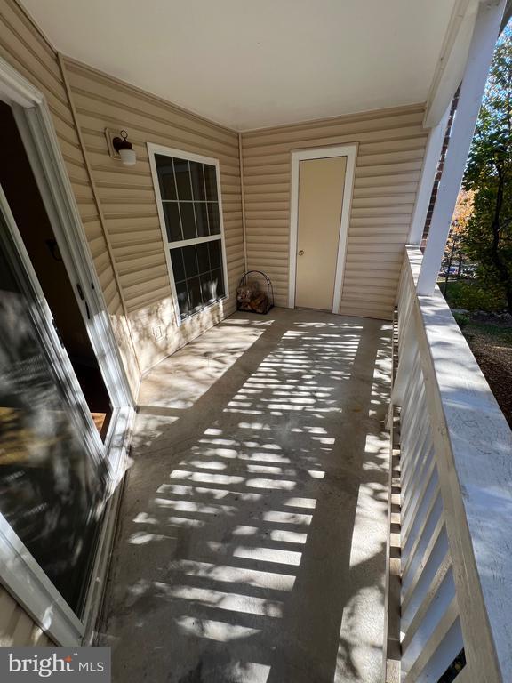 Building Photo - 1530 Lincoln Way