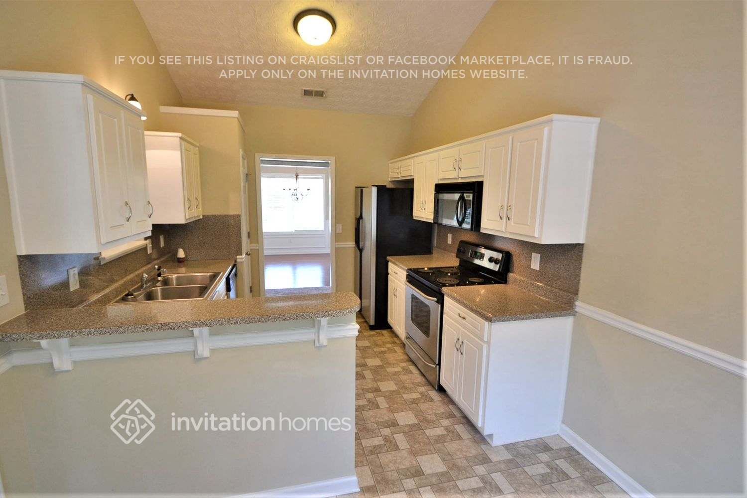 Building Photo - 537 Emerald Pointe Trail