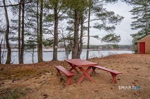 Building Photo - 3 Brickyard Rd