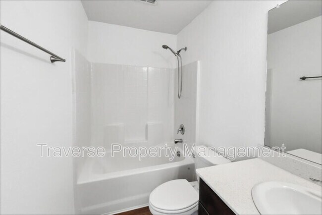 Building Photo - 14421 Artisan Dr