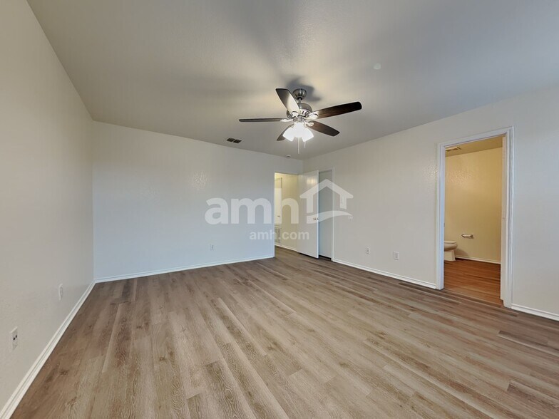 Building Photo - 1520 Wind Star Way