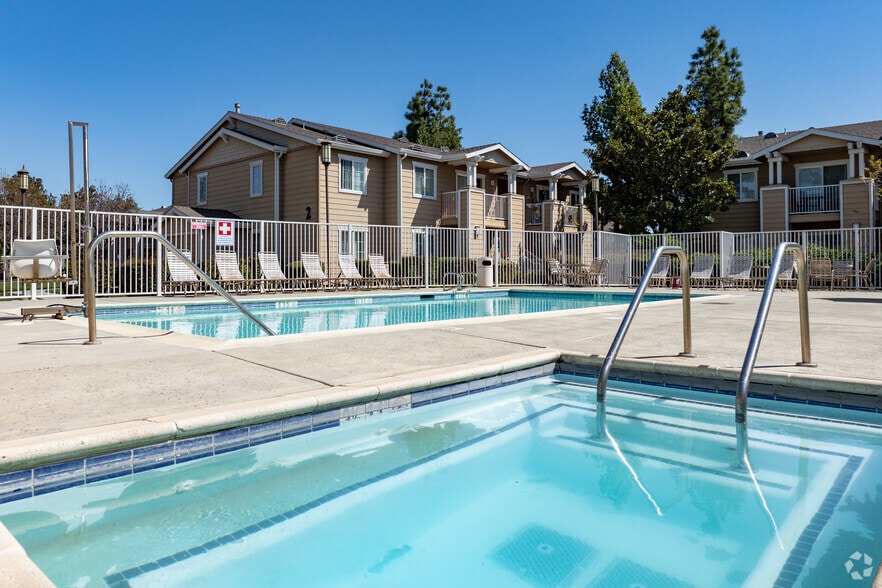 Hot Tub - Second Street Senior