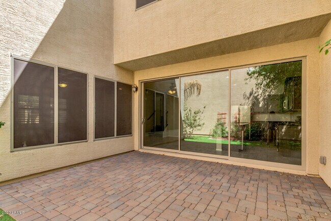 Building Photo - 3481 S Bluejay Dr