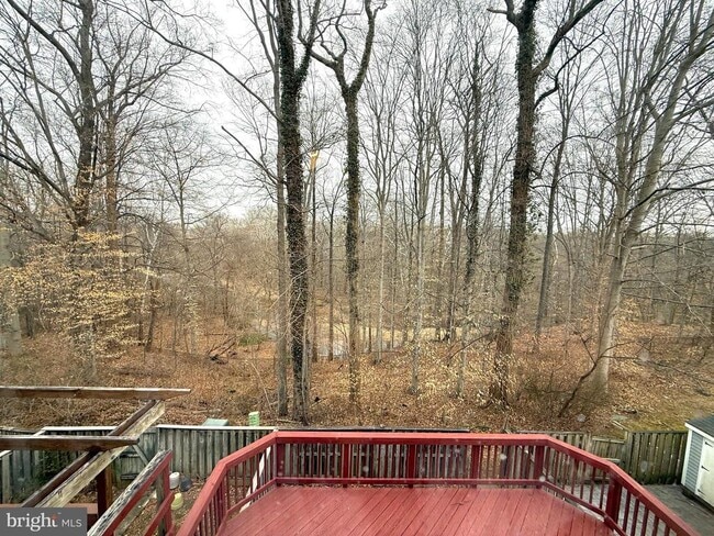 Building Photo - 5278 Lonsdale Dr